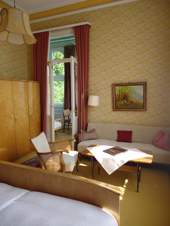 Hotel Tanneck Баден-Баден Екстериор снимка