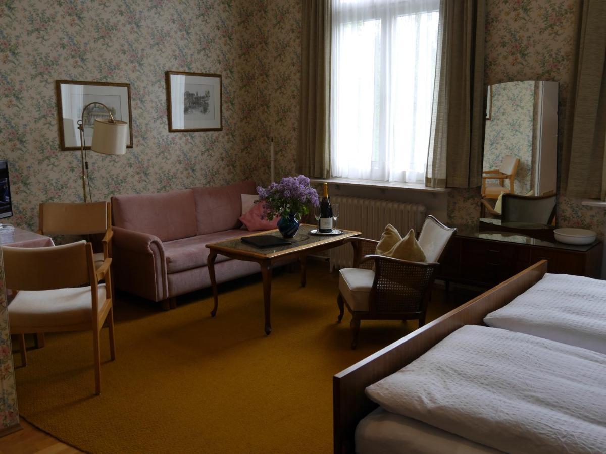 Hotel Tanneck Баден-Баден Екстериор снимка